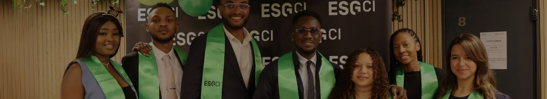 Etudiants à la remise des diplômes