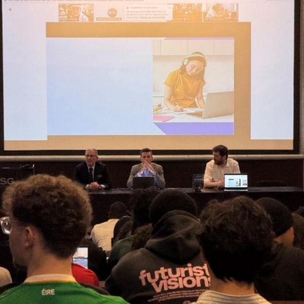 Conference Dr Eesa Bastaki IA Education ESGCI Conference Dr Eesa Bastaki IA Education ESGCI